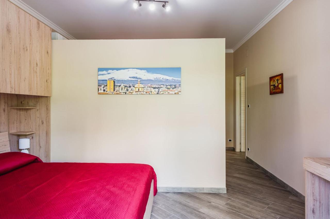 Lemon Tree Apartments By Wonderful Italy Giardini-Naxos Buitenkant foto